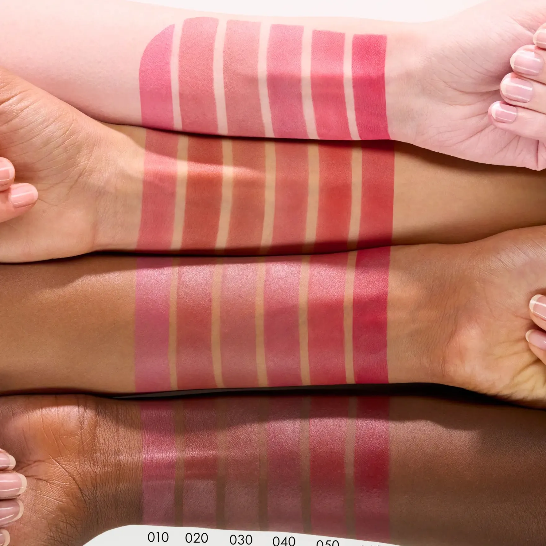 Blur-Real Matte Lipstick 050 Airy Crush