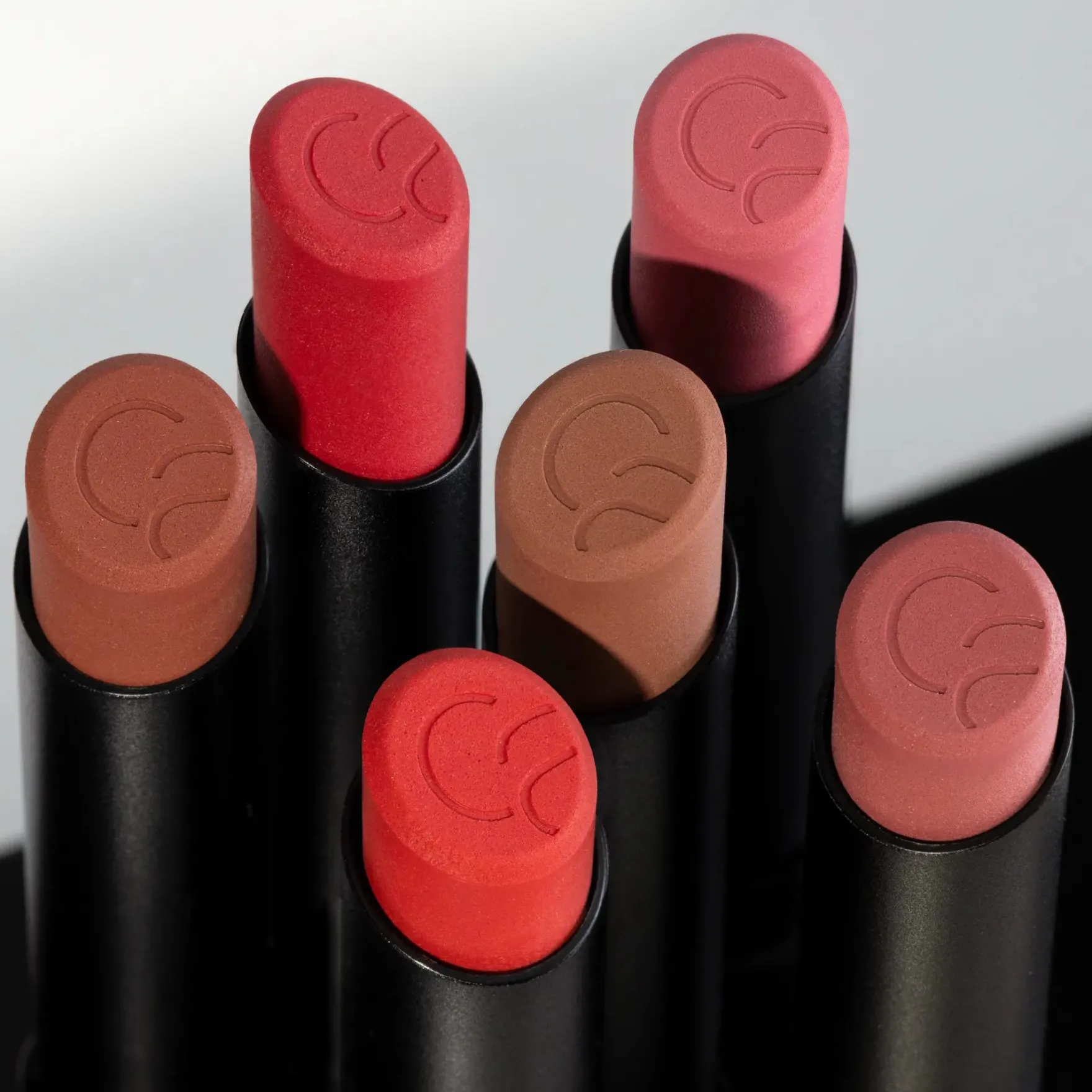 Blur-Real Matte Lipstick 020 Taupe Tension