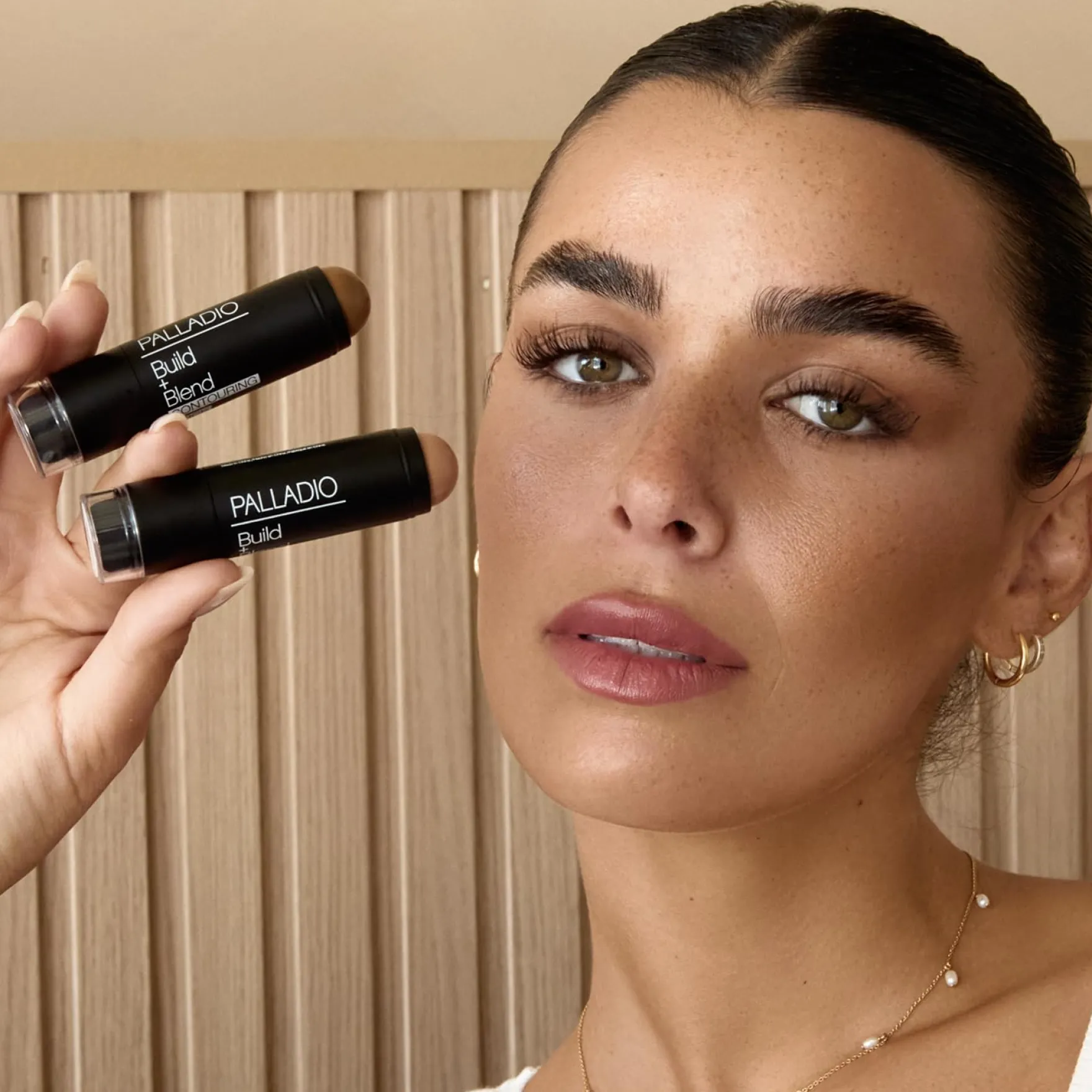 Build & Blend Contour Stick Amber Glow