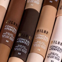 Conceal + Perfect Blur Out Skint Tint 19 Deep Warm Golden