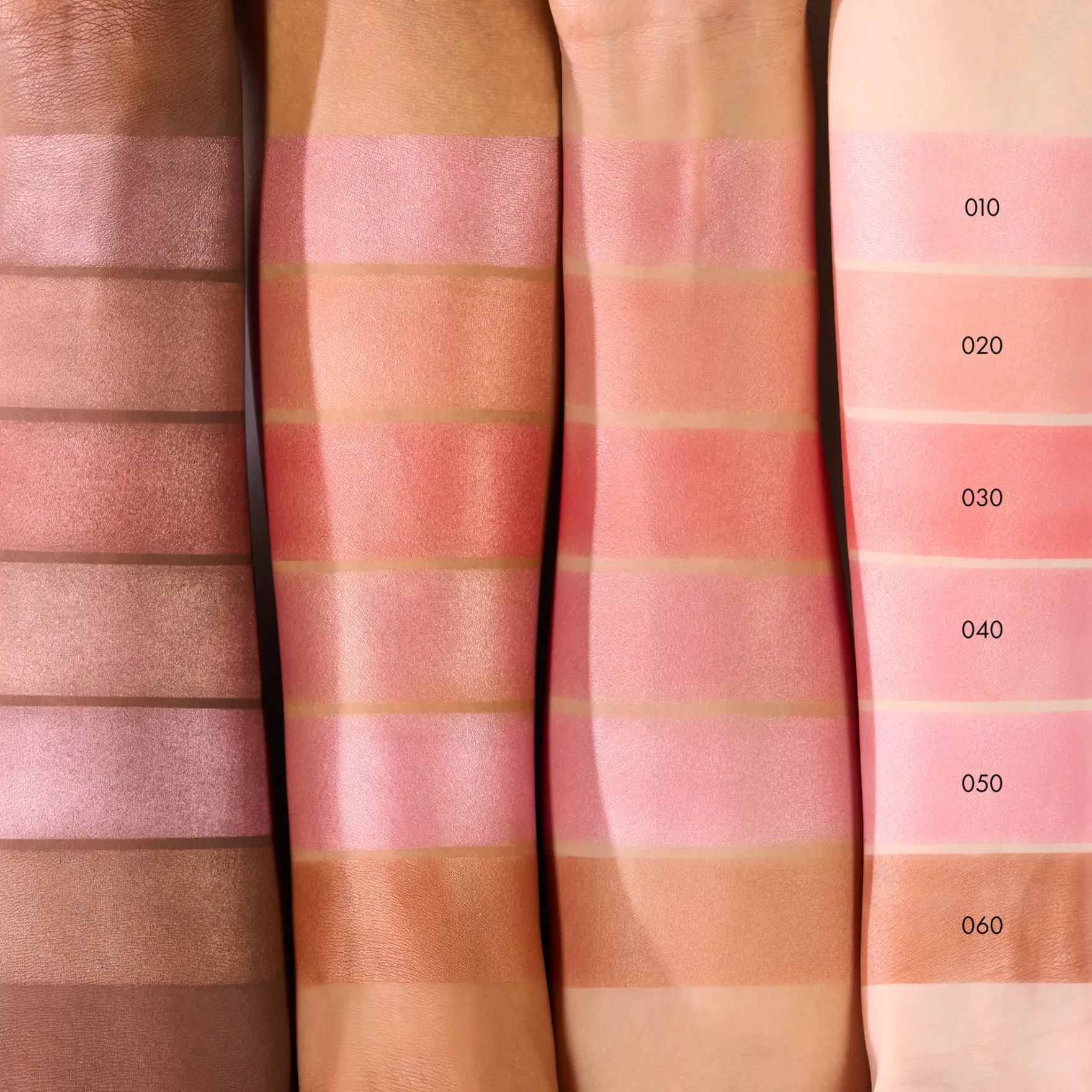 Soft Glam Baked Blush 020 Peachy Breeze
