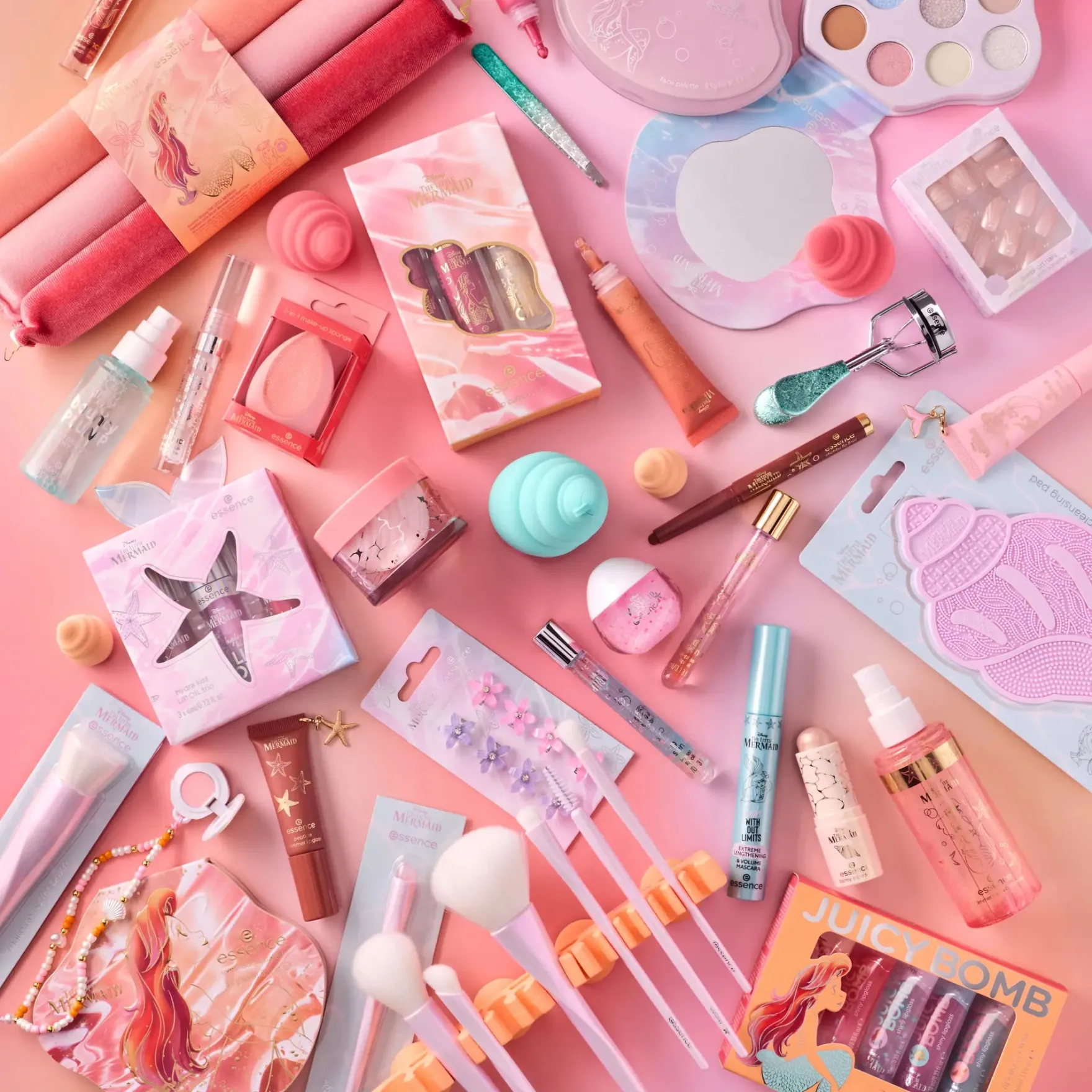 X Disney The Little Mermaid Blur & Blend Lip Brush Seaside Cutie