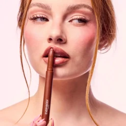 X Fluff Blending Lip Crayon Toffee Nude
